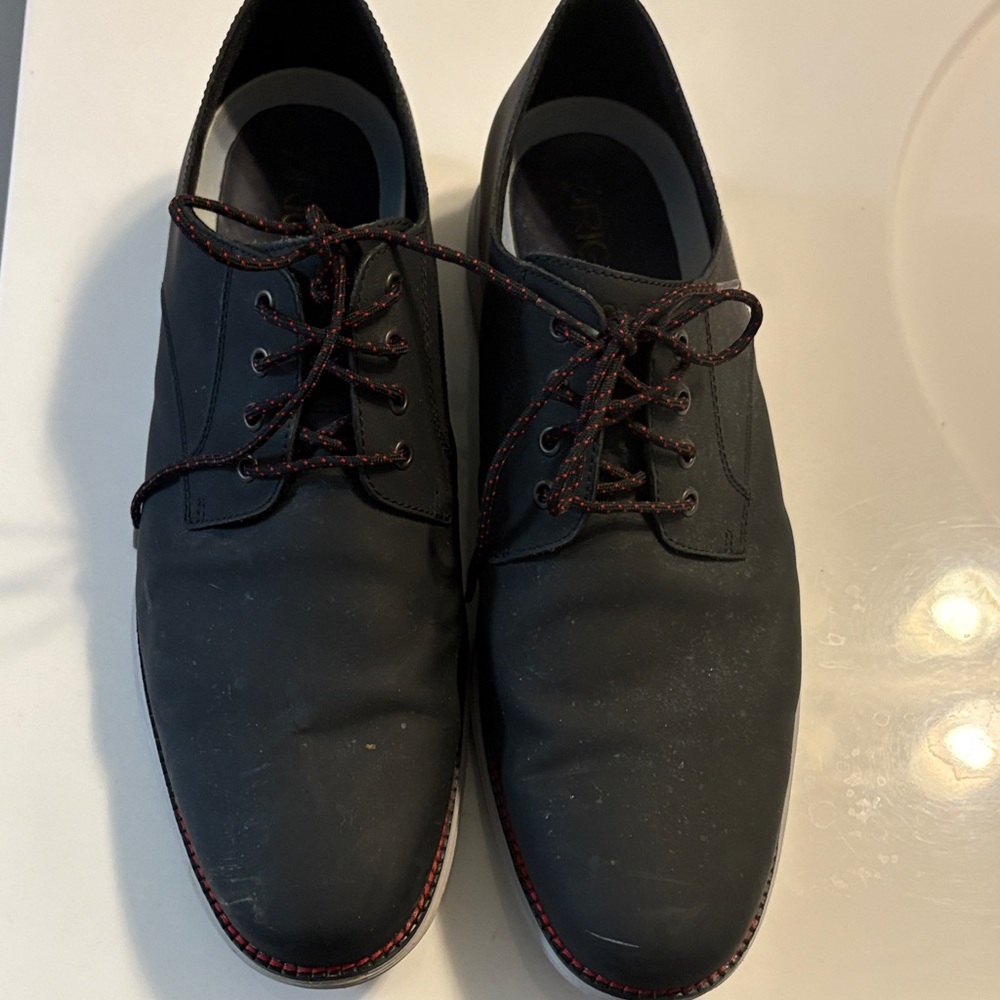 Classic Black Men's Shoes from Cole Haan Size 13.